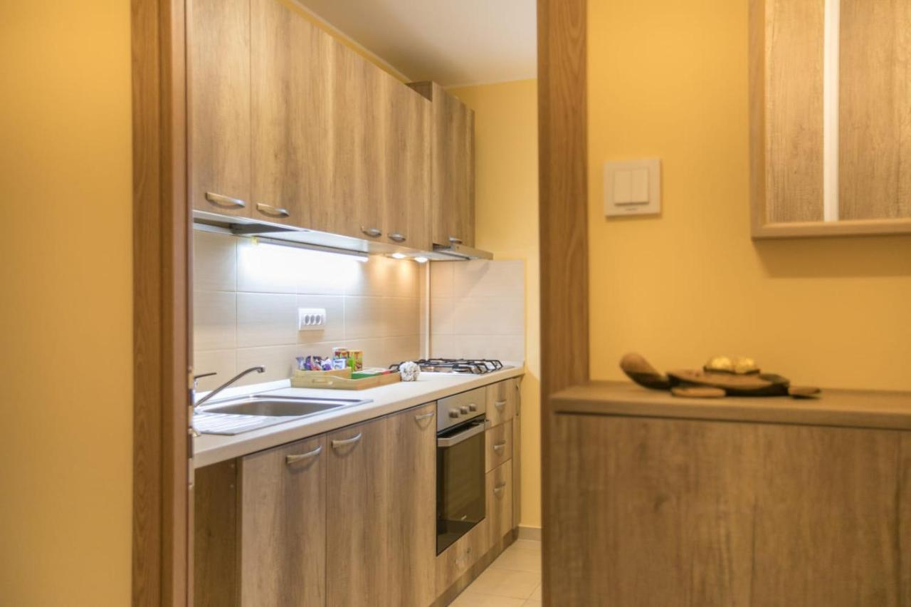 Golden Apartment Baneasa 布加勒斯特 外观 照片