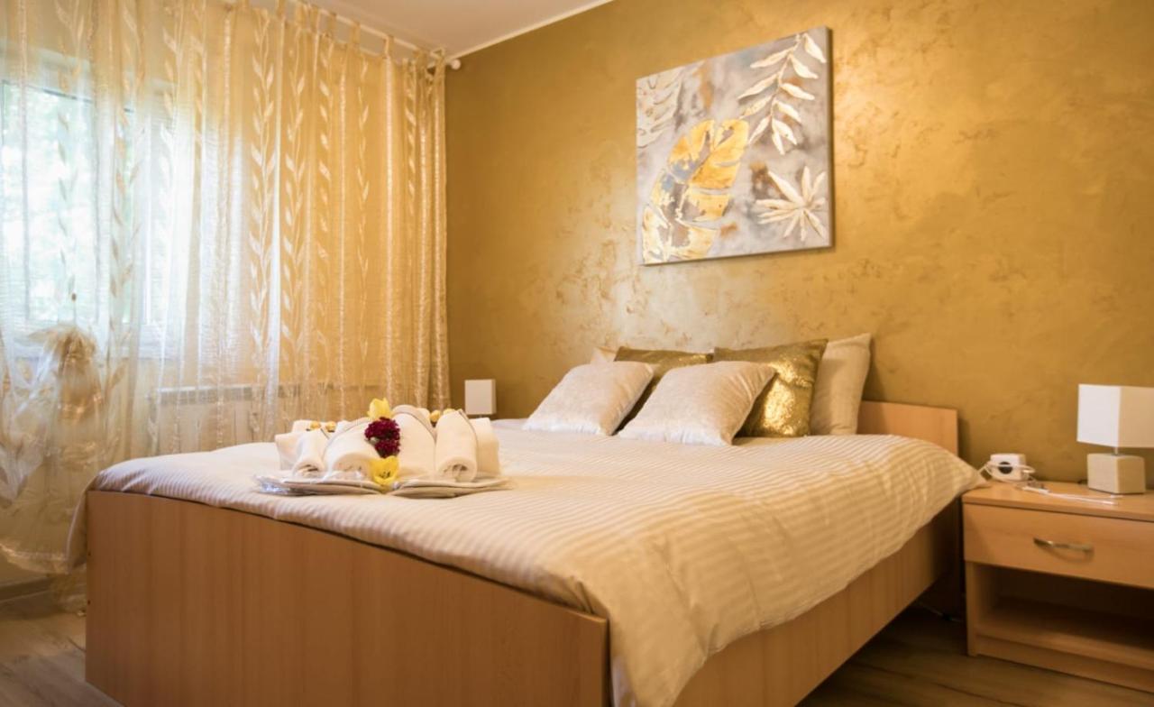 Golden Apartment Baneasa 布加勒斯特 外观 照片